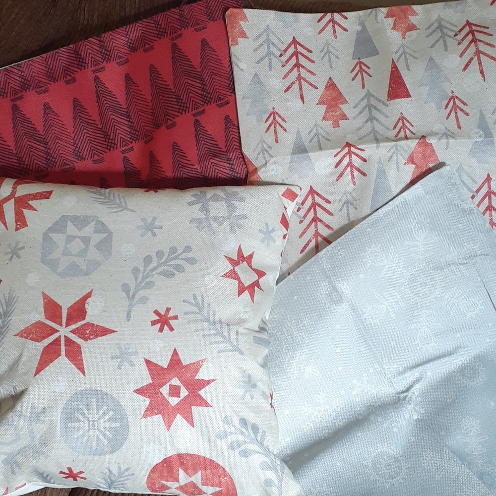 4NWT Red Grey Winter Snowflake Pillow Sham Covers